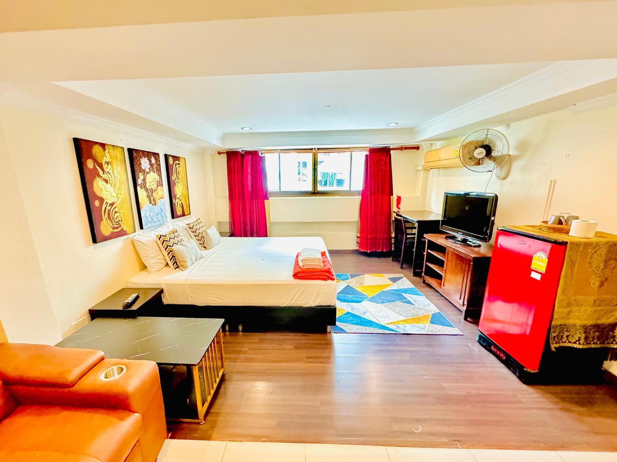 Sky Silk Decoration House Ξενοδοχείο Patong Εξωτερικό φωτογραφία